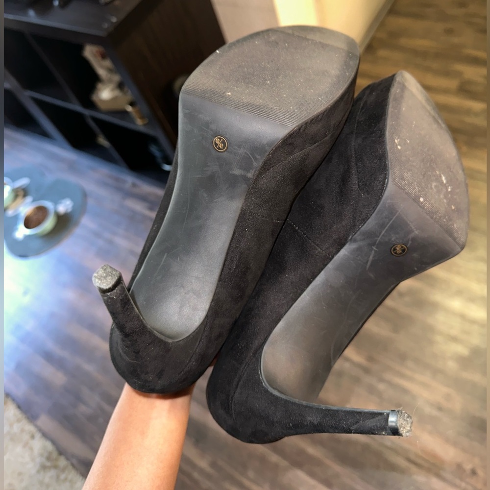 Chinese Laundry Black Suede Platform Pumps size 10 - Picture 7 of 9